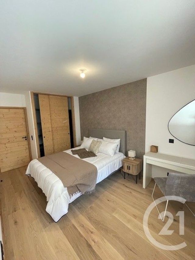 Appartement T5 à vendre - 5 pièces - 133.46 m2 - CHATEL - 74 - RHONE-ALPES - Century 21 La Chapelle Immo