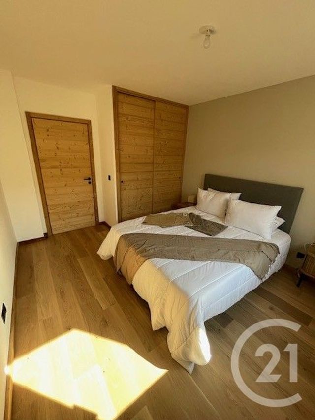 Appartement T5 à vendre - 5 pièces - 133.46 m2 - CHATEL - 74 - RHONE-ALPES - Century 21 La Chapelle Immo