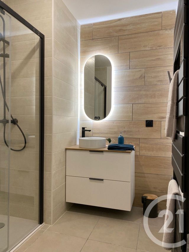 Appartement T3 à vendre - 3 pièces - 76.17 m2 - CHATEL - 74 - RHONE-ALPES - Century 21 La Chapelle Immo