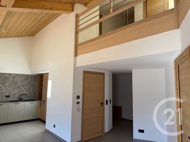 Appartement Duplex à vendre - 4 pièces - 101.31 m2 - CHATEL - 74 - RHONE-ALPES - Century 21 La Chapelle Immo