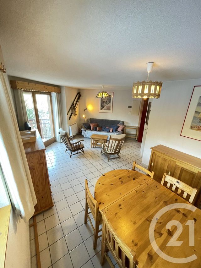 Appartement F4 à vendre - 4 pièces - 56.11 m2 - CHATEL - 74 - RHONE-ALPES - Century 21 La Chapelle Immo