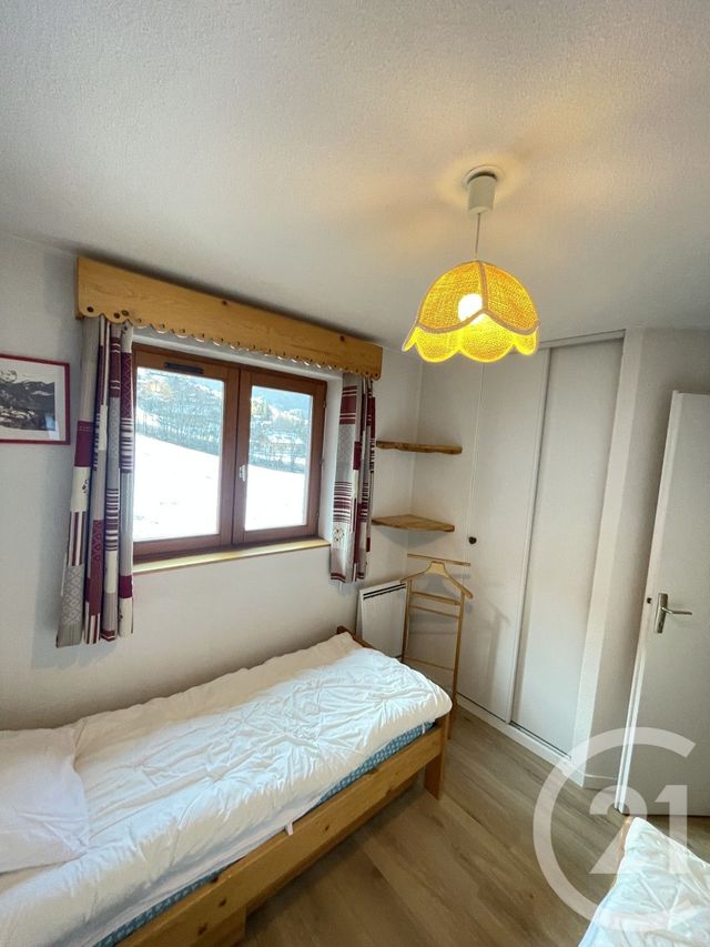 Appartement F4 à vendre - 4 pièces - 56.11 m2 - CHATEL - 74 - RHONE-ALPES - Century 21 La Chapelle Immo